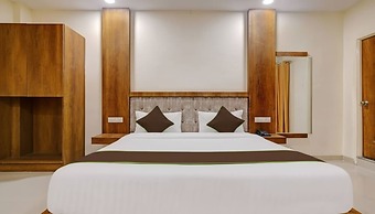 Hotel Royal Empire Indore