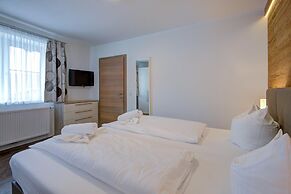 Mountain View Ski Brunner Apartment Top 1