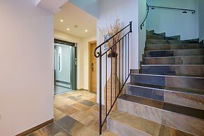 Mountain View Ski Brunner Apartment Top 1