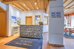 Vicky Apartment - Central, Mountain Stay