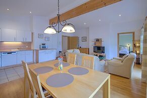 Bright Vicky Apartment With Infrared Sauna