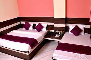 Hotel Churu Palace