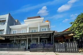 OYO 94818 Sabina House Syariah