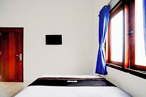 OYO 94818 Sabina House Syariah