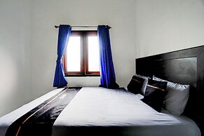 OYO 94818 Sabina House Syariah