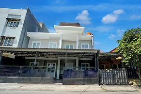 OYO 94818 Sabina House Syariah