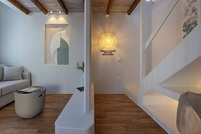 ArtChroma House