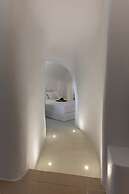 ArtChroma House