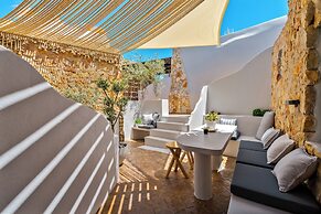 ArtChroma House