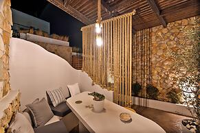 ArtChroma House