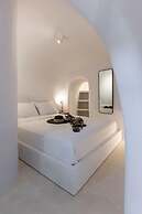 ArtChroma House