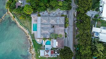 Turtle Cove House by Le Haus