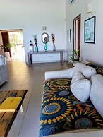 Turtle Cove House by Le Haus
