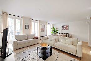 Superb apt A/C - 2br/6p - St Germain-des-pres