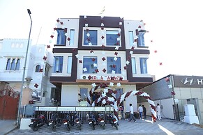 INDRA PALACE