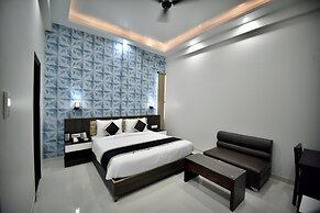 INDRA PALACE