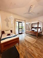 Moayana Liora Zanzibar