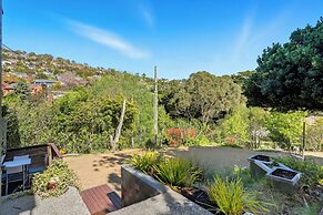 Charming Maning Ave - 2 Bedroom Unit
