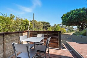Charming Maning Ave - 2 Bedroom Unit