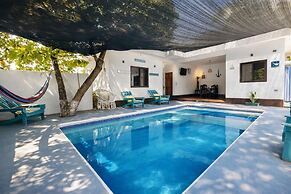 Residencia privada y con hermosa piscina