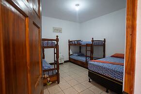 Residencia privada y con hermosa piscina