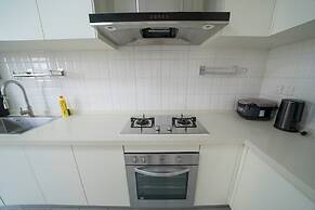 Tyms Family 4BR 2BA APT Residence