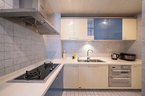 Tyms Xujiahui Elegant 1BR APT