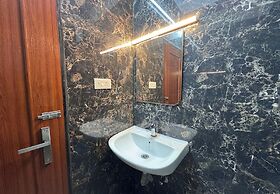 Kaarthik Residency