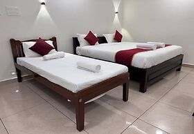 Kaarthik Residency