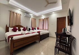 Kaarthik Residency