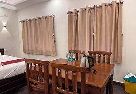 Kaarthik Residency