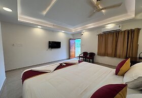 Kaarthik Residency