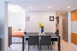 Tyms Xujiahui  Stylish 1BR APT