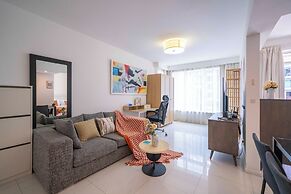 Tyms Xujiahui  Stylish 1BR APT