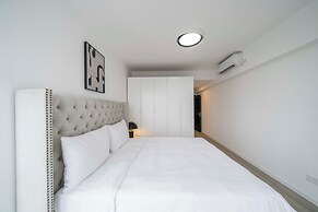 Tyms Spacious 3BR 2BA APT  Laishi Di
