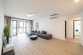 Tyms Spacious 3BR 2BA APT  Laishi Di