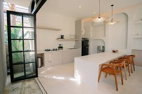 SOOJIWA VILLA by Taman Bali