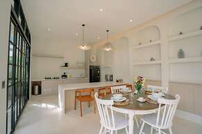 SOOJIWA VILLA by Taman Bali
