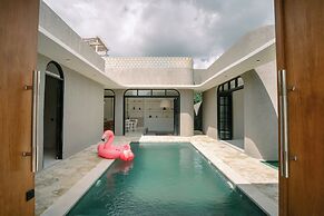 SOOJIWA VILLA by Taman Bali