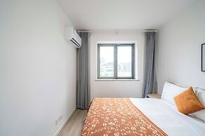 Tyms Family 3BR 2BA APT  Crystal Garden
