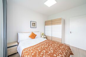 Tyms Family 3BR 2BA APT  Crystal Garden