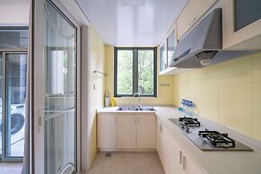 Tyms Family 3BR 2BA APT  Crystal Garden