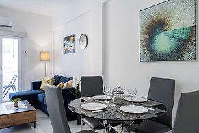 Vibe - 1 BR APt & Balcony in Larnaca