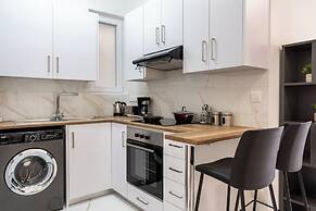 Vibe - 1 BR APt & Balcony in Larnaca
