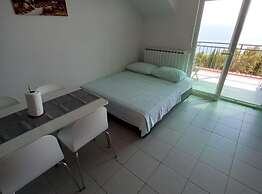 Berti Sun & Sea Apartments