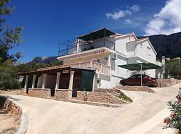 Berti Sun & Sea Apartments