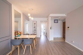 Tyms  Xujiahui  Prime 2BR APTGarden