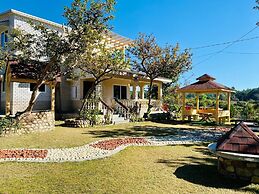Jolly Retreat