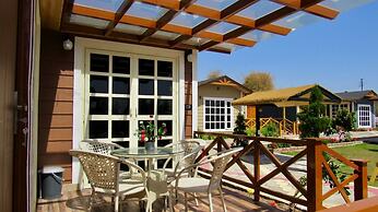 Jolly Retreat