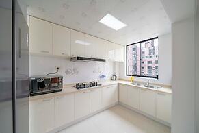 Tyms  2BR APT Hongqiao Paris Classic
